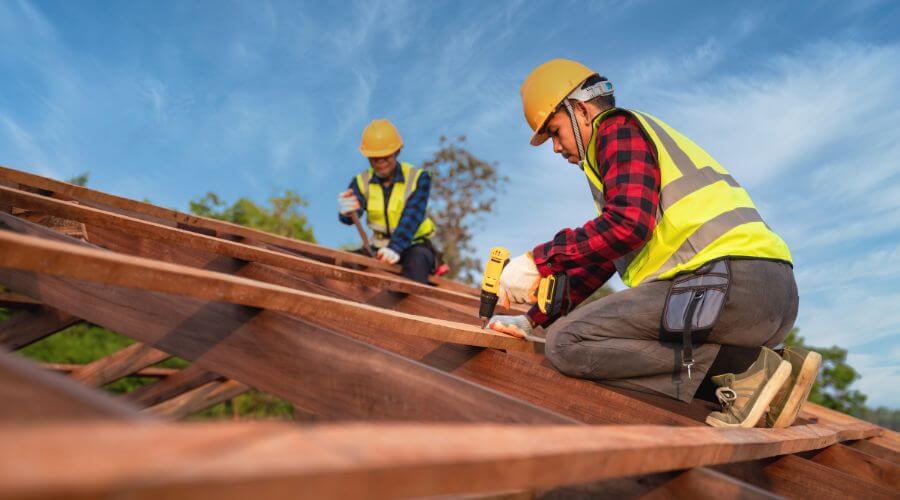 Professional Flat Roofing Installation services in Liscomb, IA